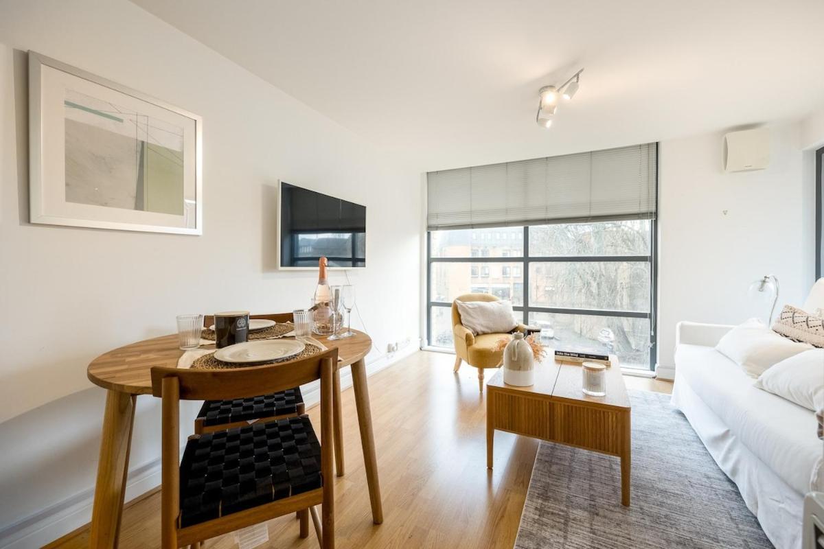 Modern Flat, Oxford City Centre Экстерьер фото